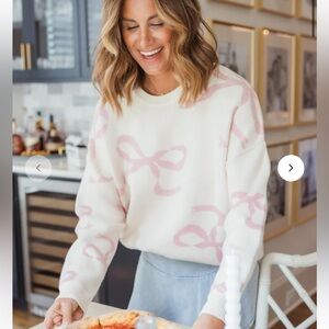 NWTs Tied With a Bow Sweater